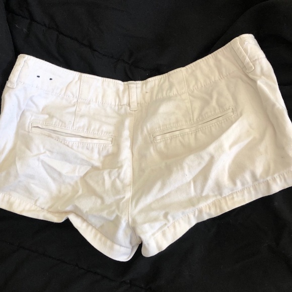 Hollister White Shorts - Picture 2 of 5
